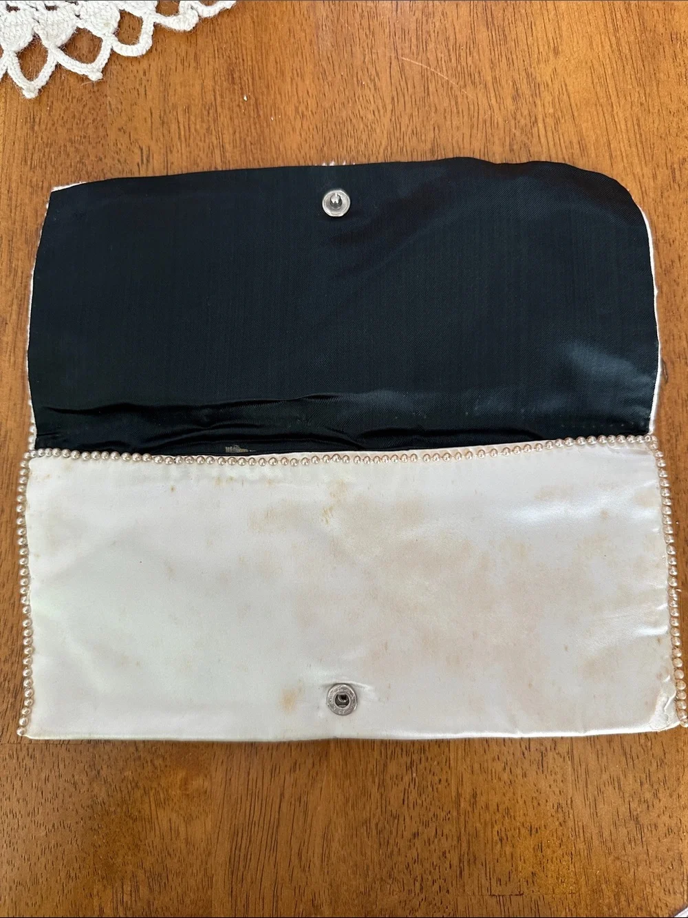 Vintage Beaded Ivory and Gold La Regale Evening Clutch